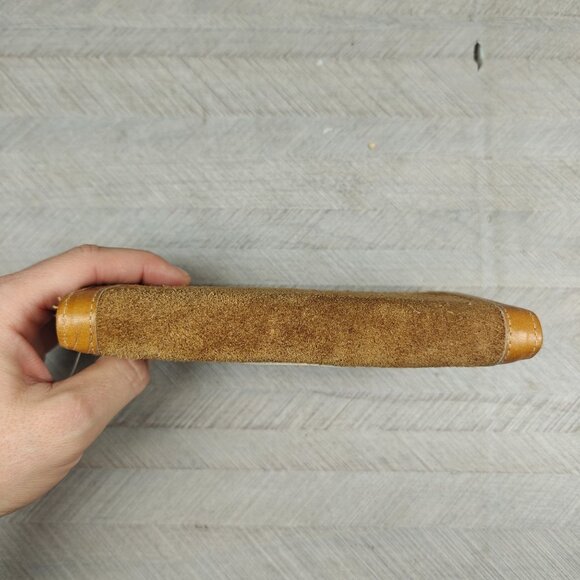 Vintage Suede Genuine Leather Wallet Checkbook Clutch Gold Trim Kisslock NEW - Picture 7 of 9